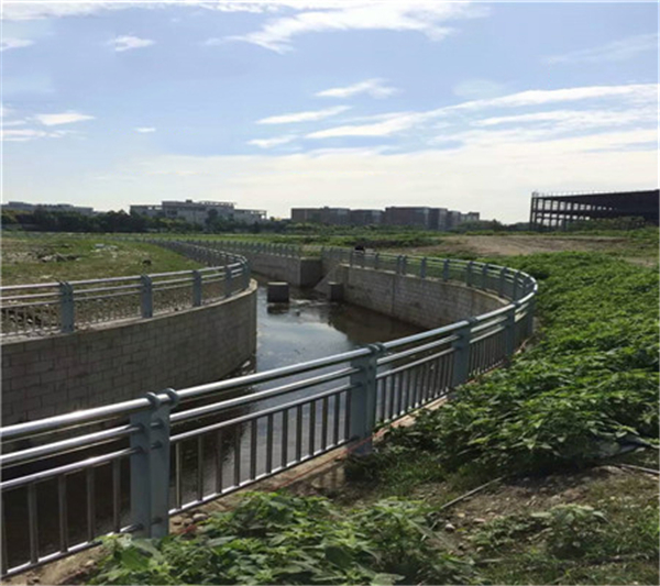 广东不锈钢复合管河道景观护栏